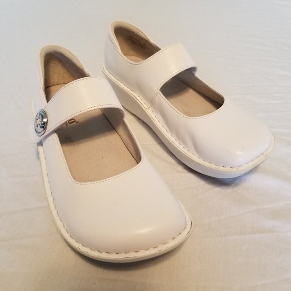 white mary jane nursing shoes